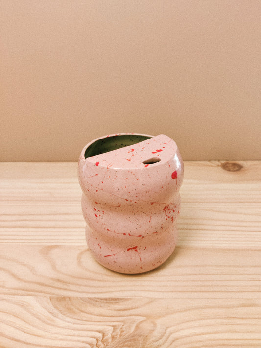 Sippy-/To Go-muggar med färgstänk